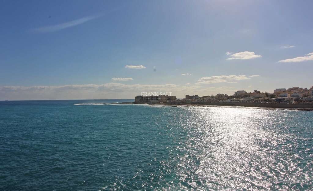 Apartamento de 3 dormitorios en Marsaskala, Malta No. 11026