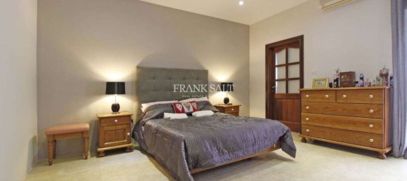 Villa T3 em Swieqi, Malta N.º 1192 31