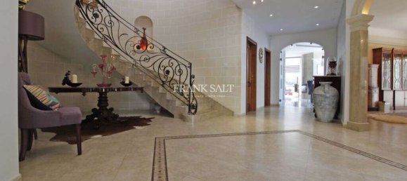 Villa T3 em Swieqi, Malta N.º 1192 28