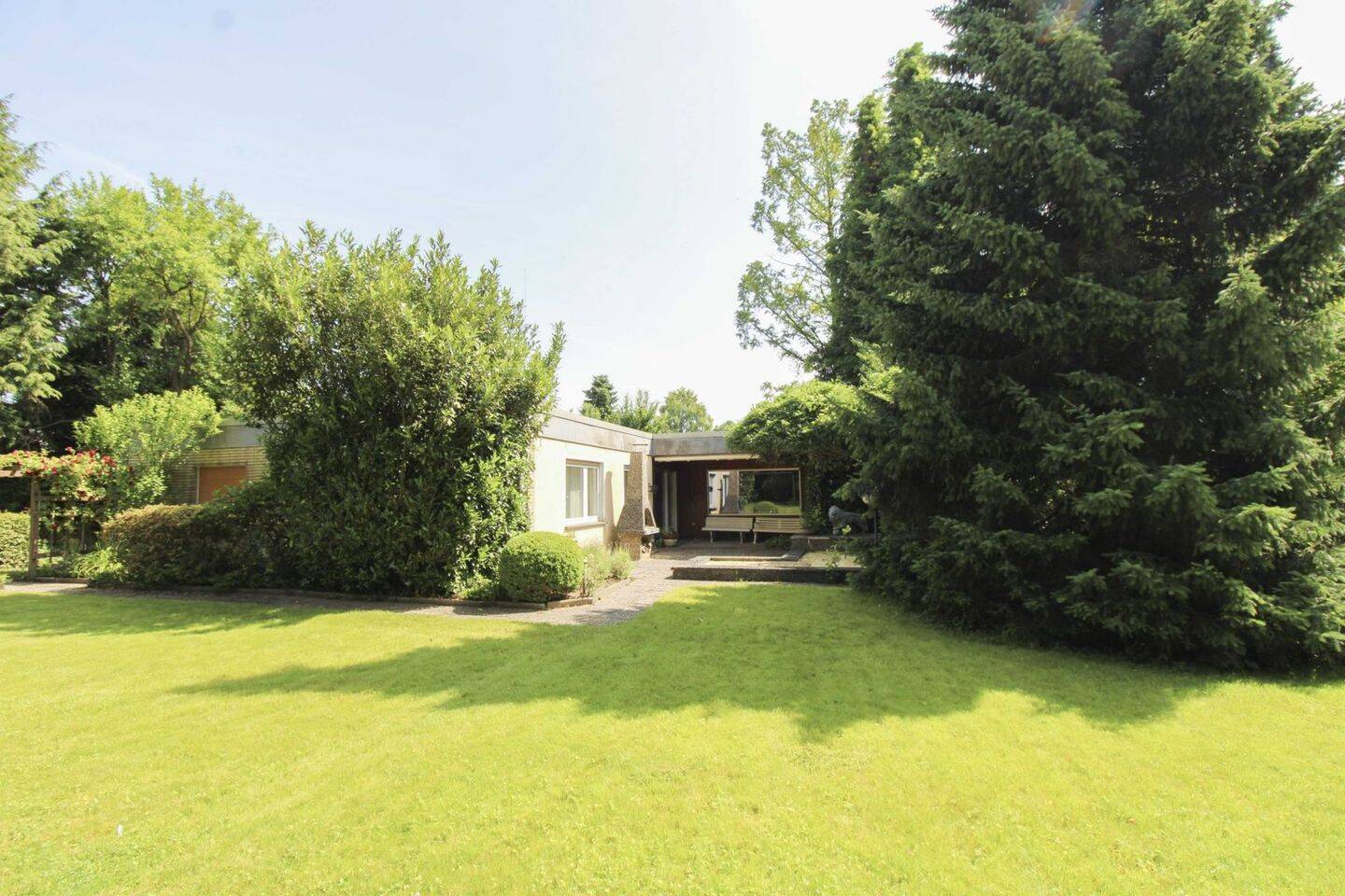 4 Schlafzimmer Bungalow in Bielefeld, Germany, Nr. 278565