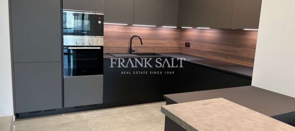 3 bedrooms Apartment in Saint Julian's, Malta No. 10243 3