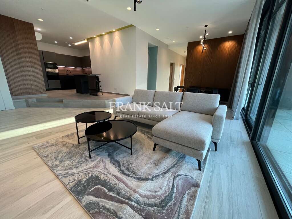 3 bedrooms Apartment in Saint Julian's, Malta No. 10243