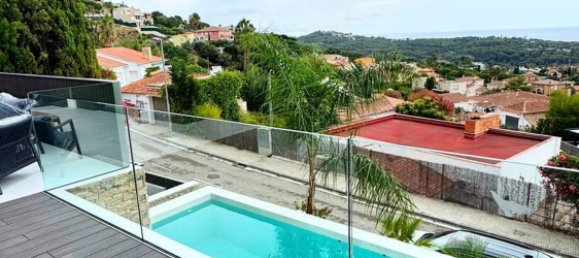 4 bedrooms Villa in Lloret de Mar, Spain No. 190313 13