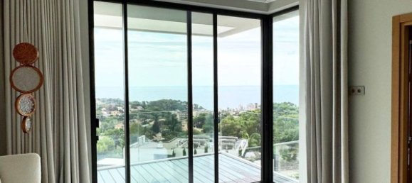 4 bedrooms Villa in Lloret de Mar, Spain No. 190313 11