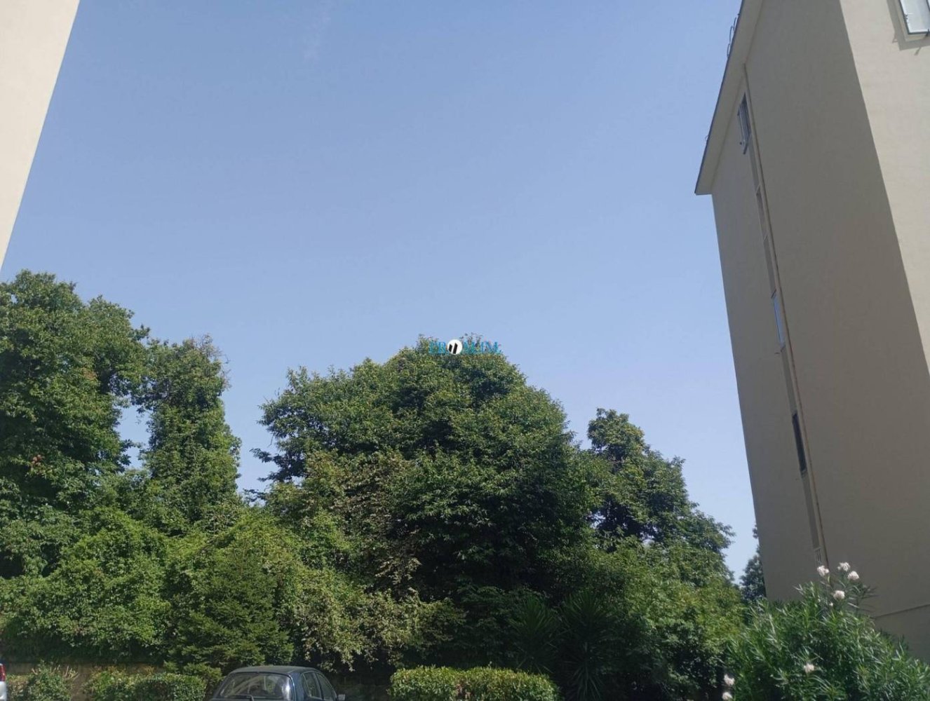 130m² Garage in Naples, Italy No. 281063