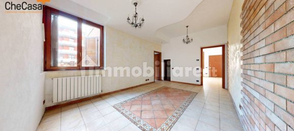 2 bedrooms Apartment in Vanzago, Italy No. 4283 2