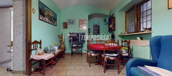 2 bedrooms Apartment in Turin, Italy No. 282060 5