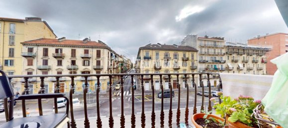 2 bedrooms Apartment in Turin, Italy No. 282060 8