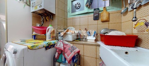 2 bedrooms Apartment in Turin, Italy No. 282060 19