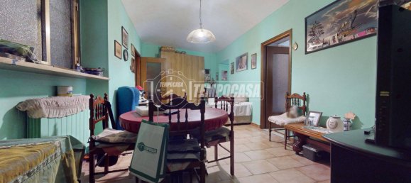 2 bedrooms Apartment in Turin, Italy No. 282060 3
