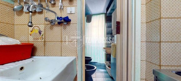 2 bedrooms Apartment in Turin, Italy No. 282060 20