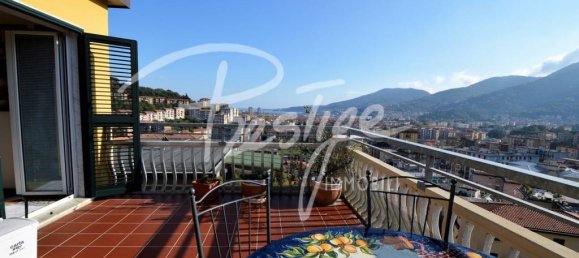 2 Schlafzimmer Wohnung in La Spezia, Italy, Nr. 159388 9