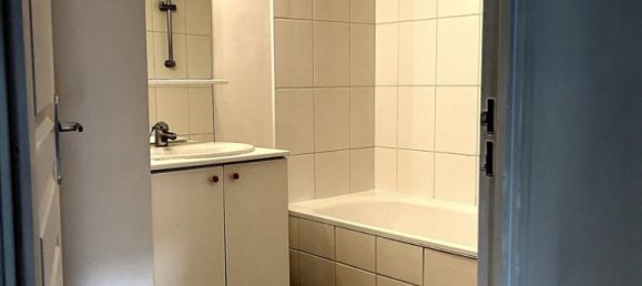 4 bedrooms House in Chartres, France No. 223412 8