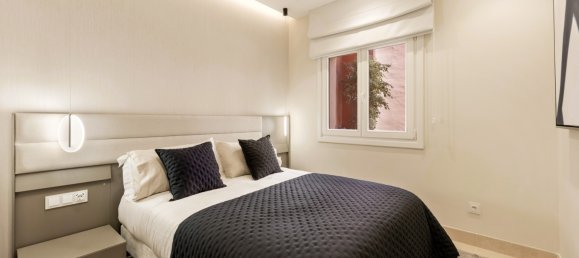 3 bedrooms Apartment in Estepona, Spain No. 10105 5