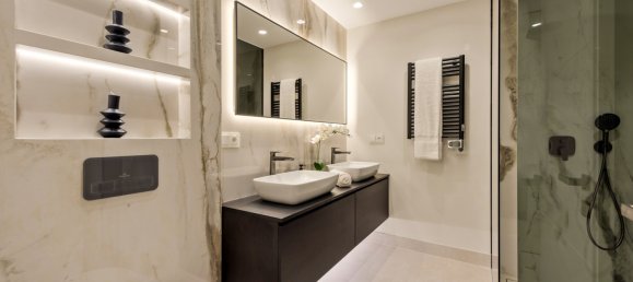 3 bedrooms Apartment in Estepona, Spain No. 10105 4