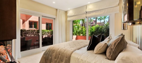 3 bedrooms Apartment in Estepona, Spain No. 10105 10