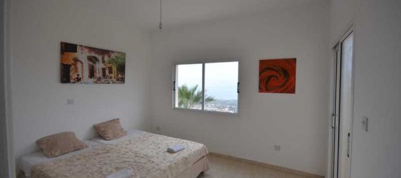 5 bedrooms House in Tala, Cyprus No. 7718 7