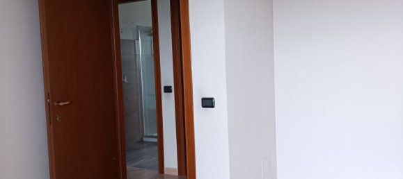 7-Zimmer Haus in Tronzano Vercellese, Italy, Nr. 256092 3