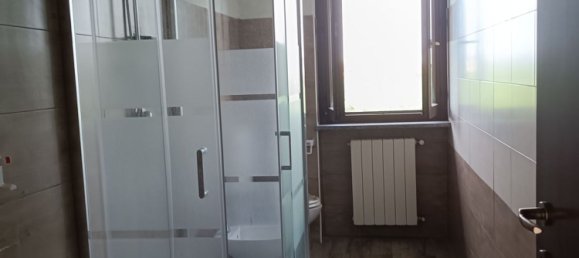 7-Zimmer Haus in Tronzano Vercellese, Italy, Nr. 256092 4