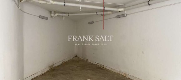  محل تجاري في Gharghur, Malta 35متر مربع رقم 12513 2