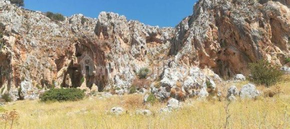 Земельный участок 150000м² в Шакка, Италия № 298165 2