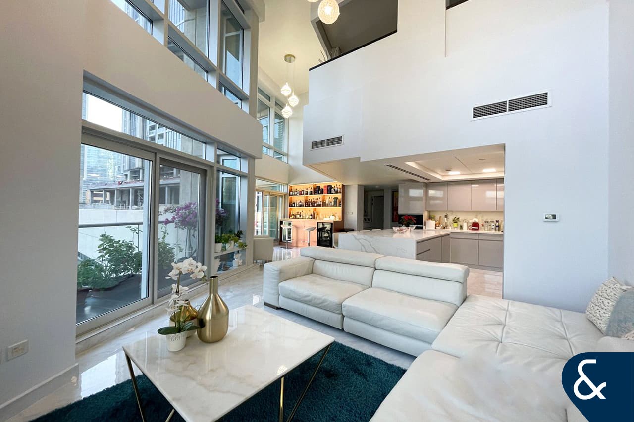 3 bedrooms Apartment in THE LOFTS, Downtown Dubai (Downtown Burj Dubai), UAE No. 119462