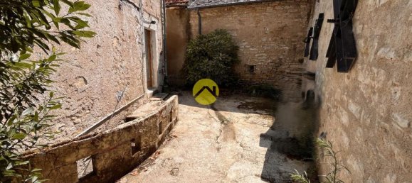 3 bedrooms House in Chateauneuf-sur-Cher, France No. 288129 12