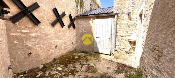 3 bedrooms House in Chateauneuf-sur-Cher, France No. 288129 13