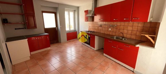 3 bedrooms House in Chateauneuf-sur-Cher, France No. 288129 2