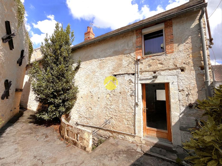3 bedrooms House in Chateauneuf-sur-Cher, France No. 288129