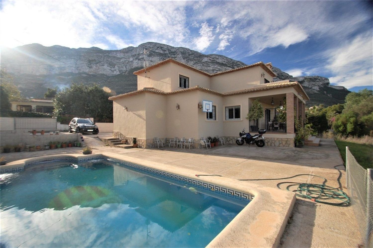 4 bedrooms Villa in Denia, Spain No. 27357