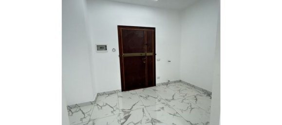 Apartamento de 4 habitaciónes en Rome, Italy No. 16878 16