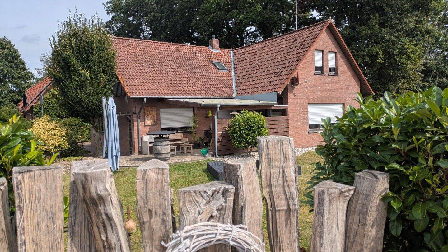 Таунхаус с 7 комнатами в Клоппенбург, Германия № 315139