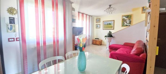 Dúplex de 4 habitaciónes en Termoli, Italy No. 60627 2