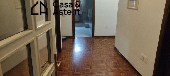 Apartamento de 8 divisões em Montecosaro, Italy N.º 96665 7