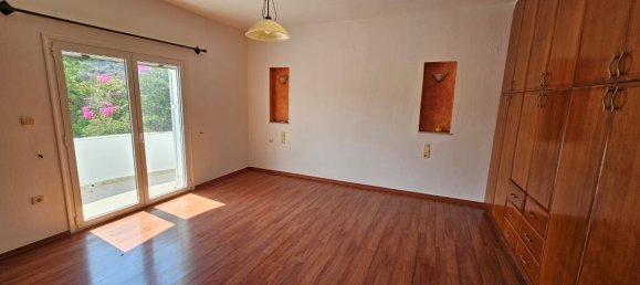 4 bedrooms Commercial property in Agios Nikolaos, Greece No. 2984 14