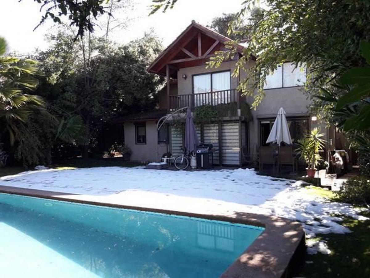 4 bedrooms House in Santiago, Chile No. 4129