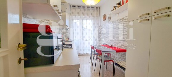 3 rooms Penthouse in Milan, Italy No. 244619 11