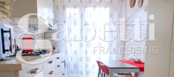 3 rooms Penthouse in Milan, Italy No. 244619 10