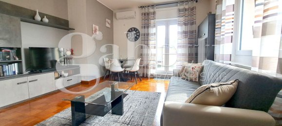3 rooms Penthouse in Milan, Italy No. 244619 2