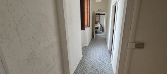 4 rooms House in Pistoia, Italy No. 64614 30