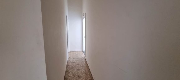 4 rooms House in Pistoia, Italy No. 64614 8