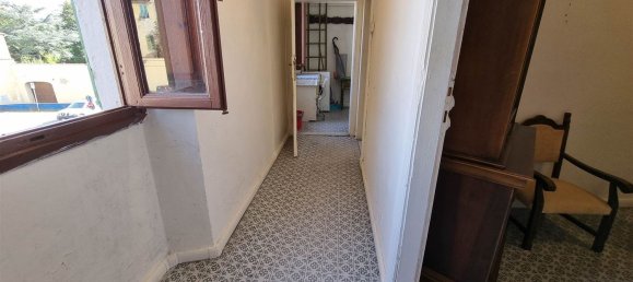 4 rooms House in Pistoia, Italy No. 64614 22