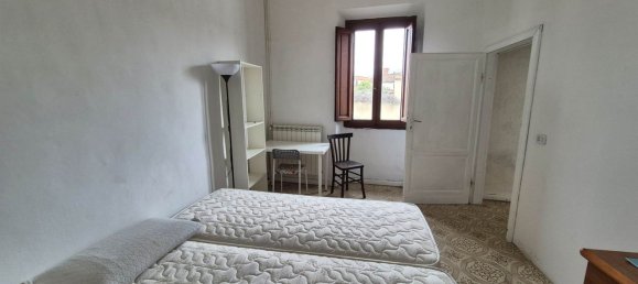 4 rooms House in Pistoia, Italy No. 64614 28