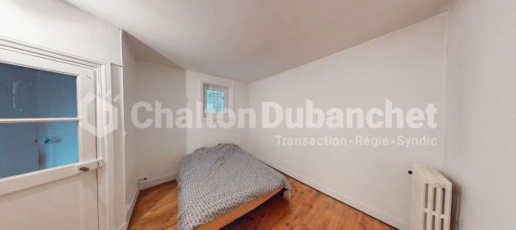 5 bedrooms House in Riorges, France No. 195778 10