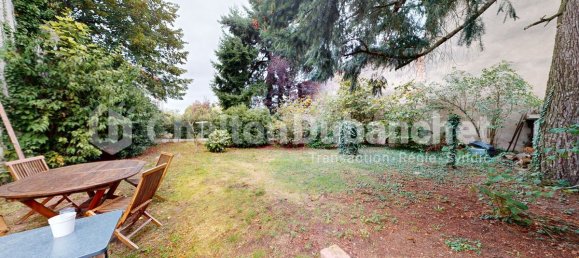 5 bedrooms House in Riorges, France No. 195778 3