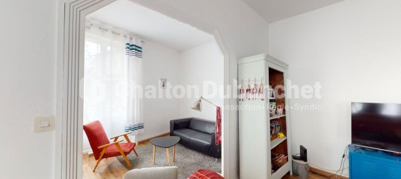 5 bedrooms House in Riorges, France No. 195778 6