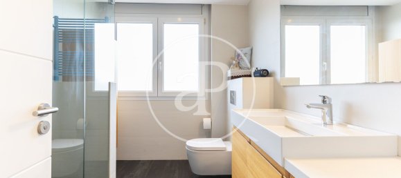 3 Schlafzimmer Stadthaus in Barcelona, Spain, Nr. 142195 8