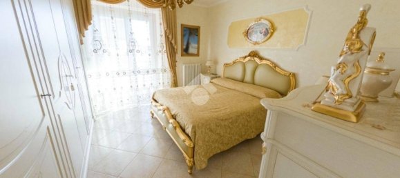 Apartamento de 2 dormitorios en Manfredonia, Italy No. 337181 17