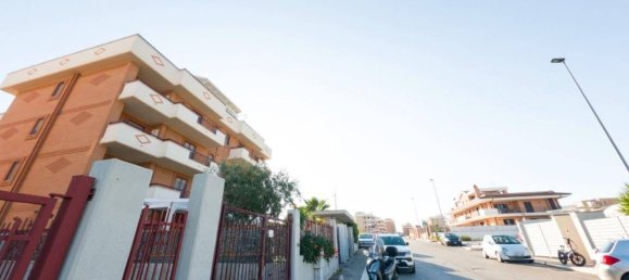 Apartamento de 2 dormitorios en Manfredonia, Italy No. 337181 32